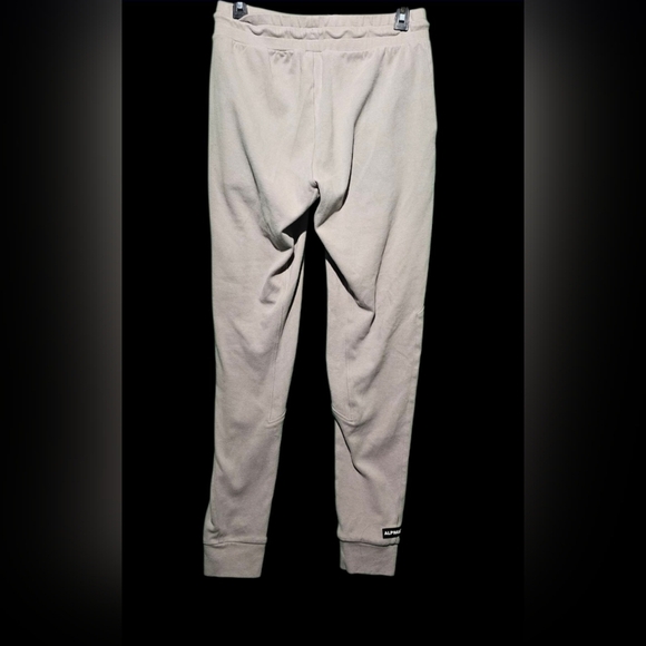 Alphalete Womens Cream Joggers Size Large EUC Waist 32 Inseam 30 - Picture 4 of 4